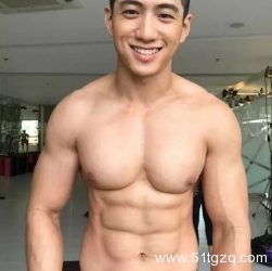 让大家疯狂舔屏的视频男主被扒出来了 - 51虹马