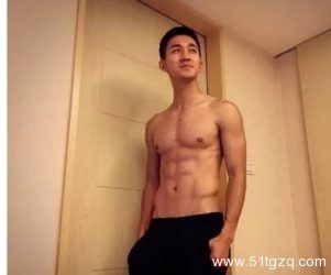 超级腹肌暖男,脸萌肉紧极品天菜,这样的鲜肉请给我来一打! - 51虹马 超级腹肌暖男,脸萌肉紧极品天菜,这样的鲜肉请给我来一打! - 51虹马