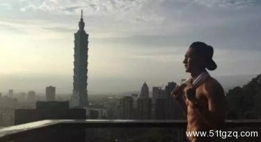 超级腹肌暖男,脸萌肉紧极品天菜,这样的鲜肉请给我来一打! - 51虹马 超级腹肌暖男,脸萌肉紧极品天菜,这样的鲜肉请给我来一打! - 51虹马