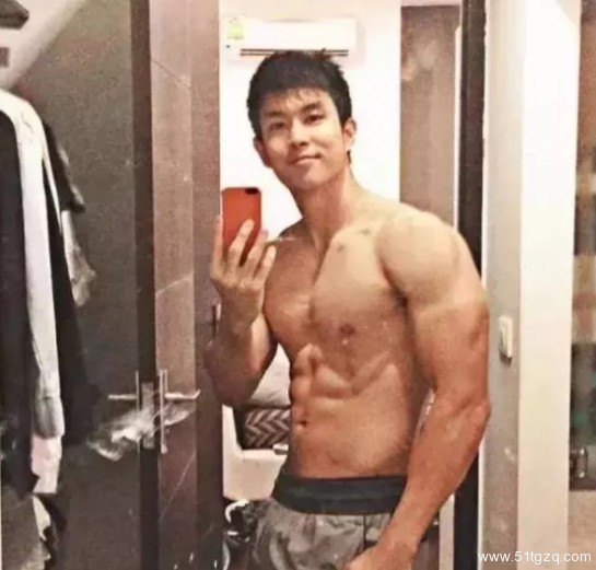 大得辣眼睛！帅气的90后小伙-51虹马