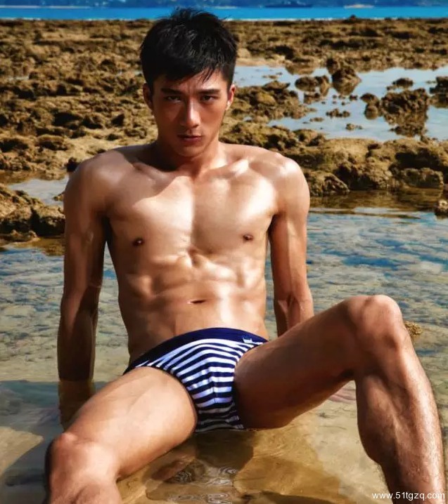 一开场就飙车！这部基片简直太刺激了！ - 51虹马