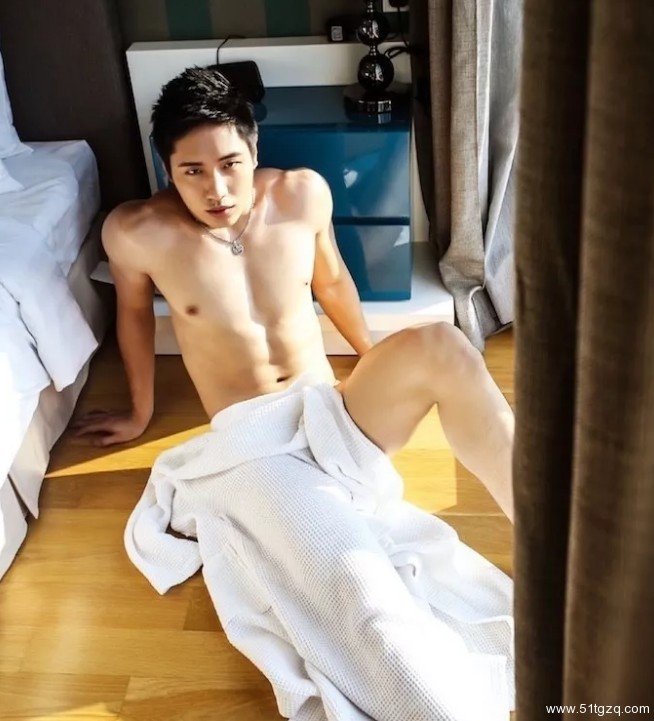 吉隆坡最帅的鸭鸭，拍了部城乡结合部写真~ - 51虹马