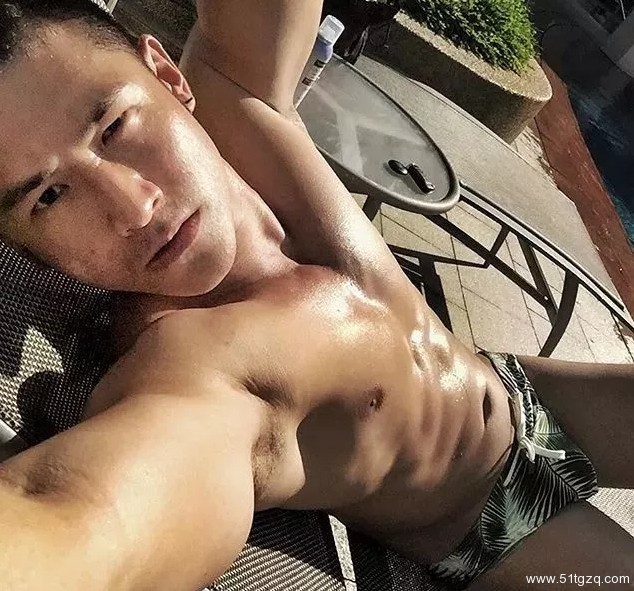 基圈肌肉名媛，私照曾疯传的gogoboy，现在变这样了! - 51虹马