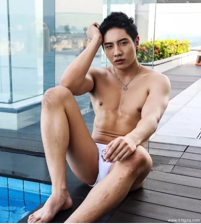 吉隆坡最帅的鸭鸭，拍了部城乡结合部写真~ - 51虹马