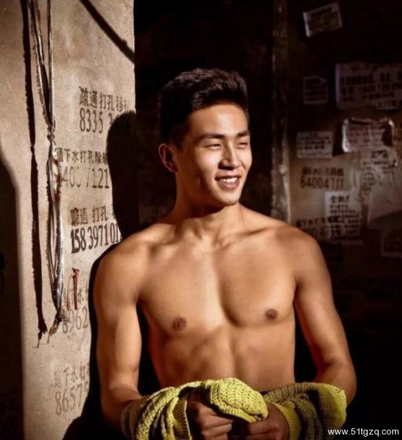 离婚小受来求救，如何肛交？ - 51虹马