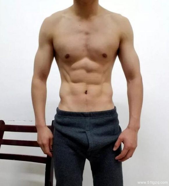 啪啪啪到一半，不小心把男票iPhoneX摔碎了 - 51虹马