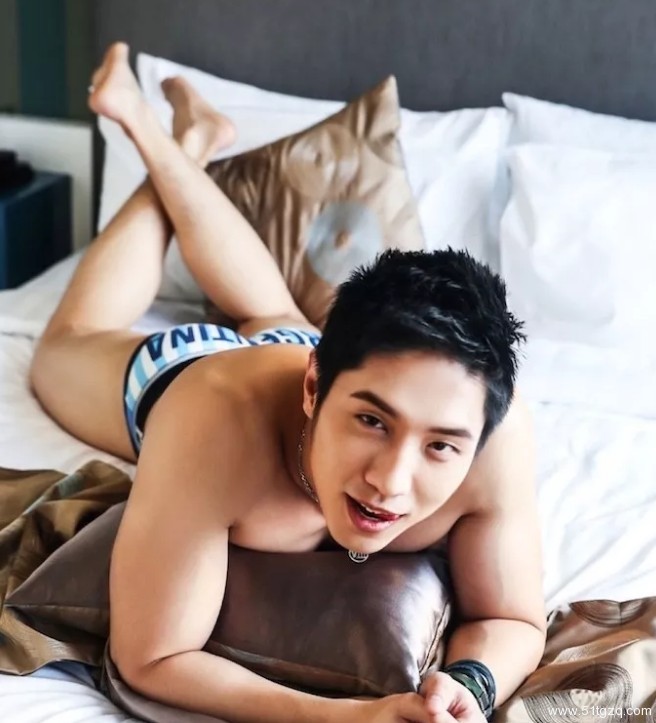 吉隆坡最帅的鸭鸭，拍了部城乡结合部写真~ - 51虹马