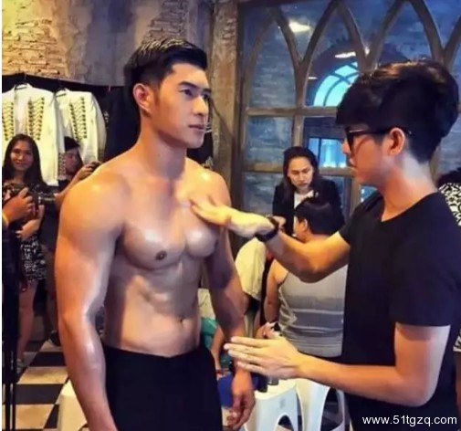 蜜桃胸小哥哥被舔的快高X了 - 51虹马