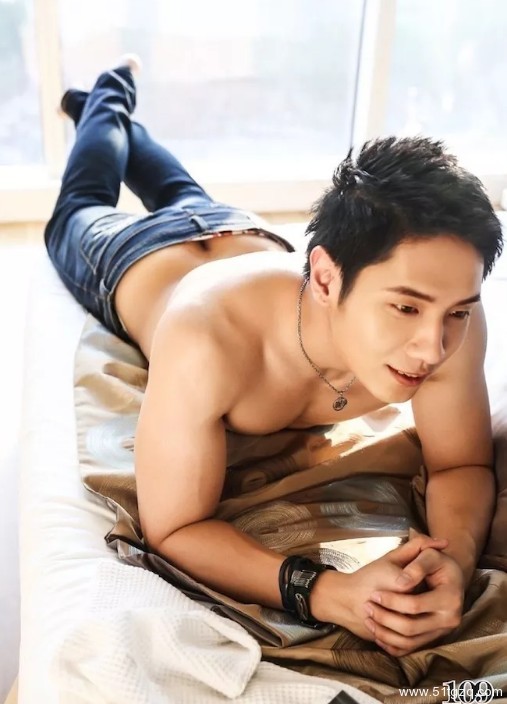 吉隆坡最帅的鸭鸭，拍了部城乡结合部写真~ - 51虹马