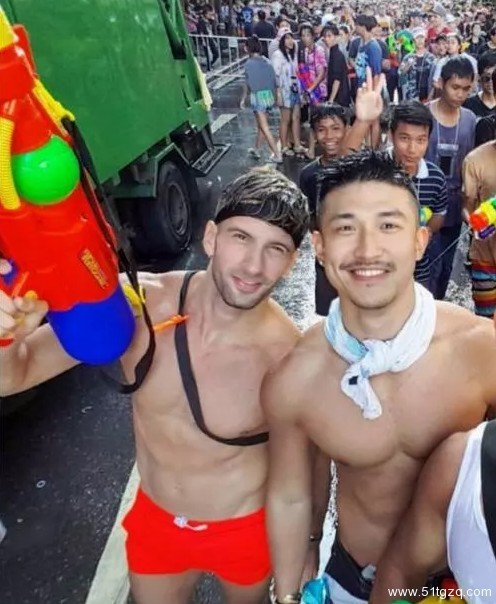 基圈肌肉名媛，私照曾疯传的gogoboy，现在变这样了! - 51虹马