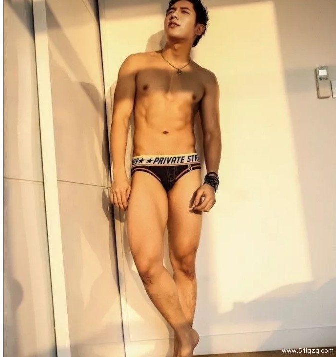 吉隆坡最帅的鸭鸭，拍了部城乡结合部写真~ - 51虹马