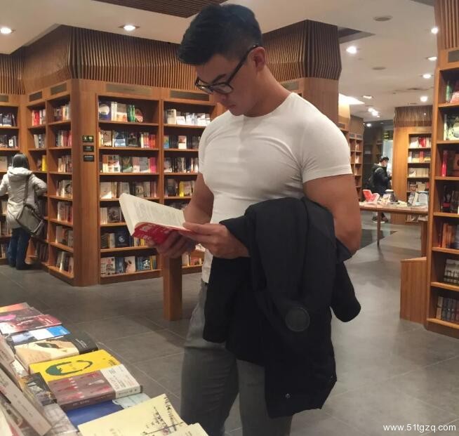 为啥我总是遇到金针菇男?-51虹马