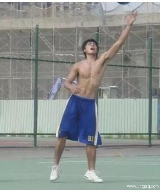 每个gay生命中都有一个念念不忘的男人-51虹马