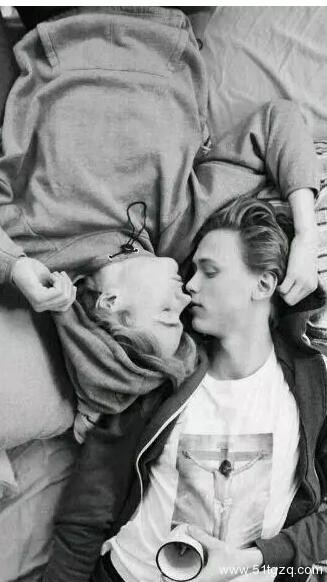 爱来了别错过—gay爱难寻-51虹马