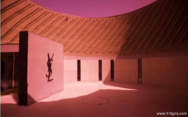 致世界上最伟大的同性爱情 —— YSL - 51虹马