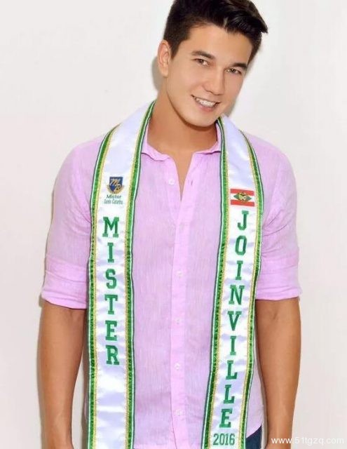 当亚洲面碰撞欧美面孔 巴西小哥哥一秒戳到你的高潮 - 51虹马