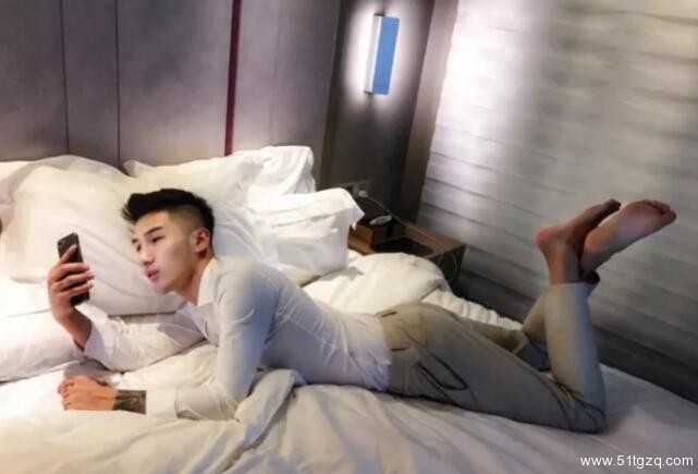 割了双眼皮后,BF要分手咋整? - 51虹马 割了双眼皮后,BF要分手咋整? - 51虹马