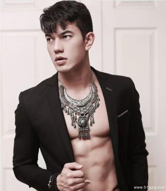 当亚洲面碰撞欧美面孔 巴西小哥哥一秒戳到你的高潮 - 51虹马