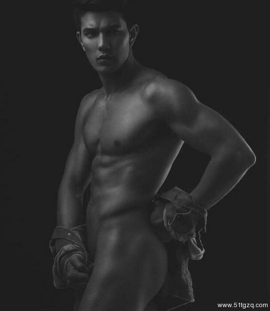 当亚洲面碰撞欧美面孔 巴西小哥哥一秒戳到你的高潮 - 51虹马