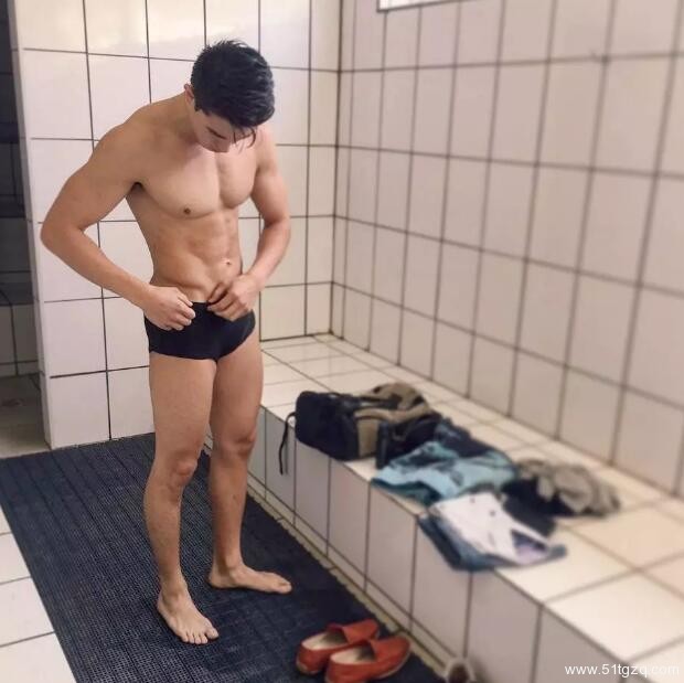 当亚洲面碰撞欧美面孔 巴西小哥哥一秒戳到你的高潮 - 51虹马