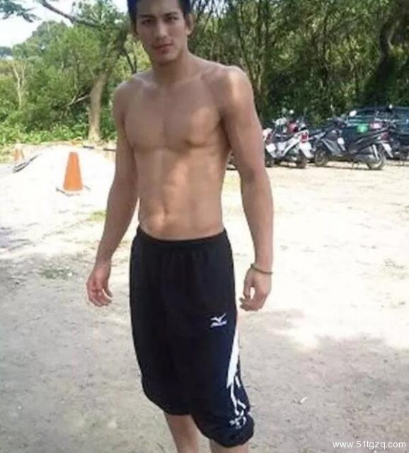 每个gay生命中都有一个念念不忘的男人 - 51虹马 每个gay生命中都有一个念念不忘的男人 - 51虹马